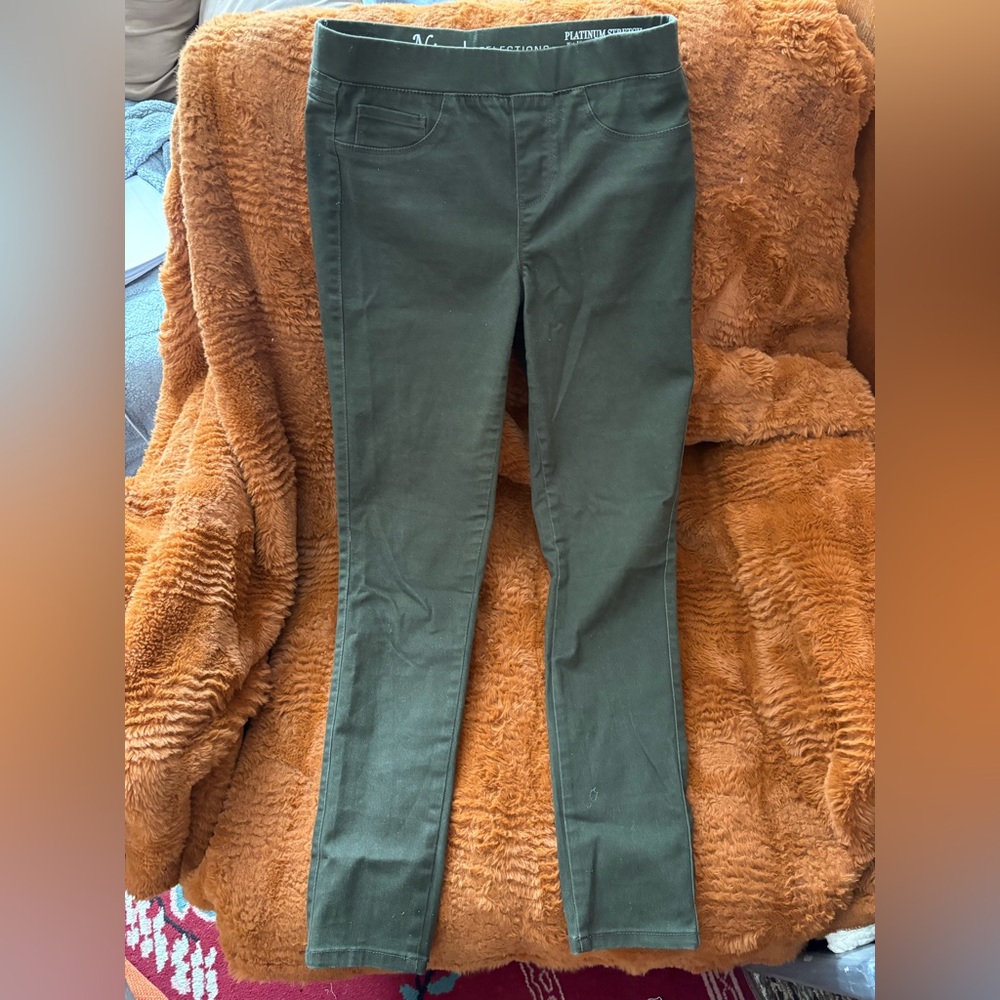 Natural Reflections Olive Pants